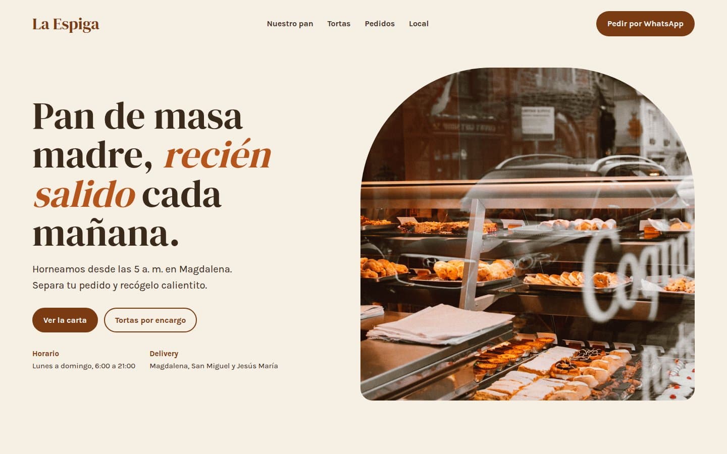 Diseño de ejemplo para panaderías y cafeterías en una laptop